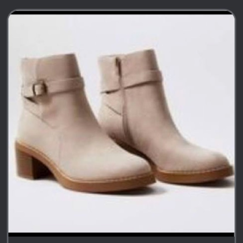 LOFT Booties NEW - Picture 2 of 11